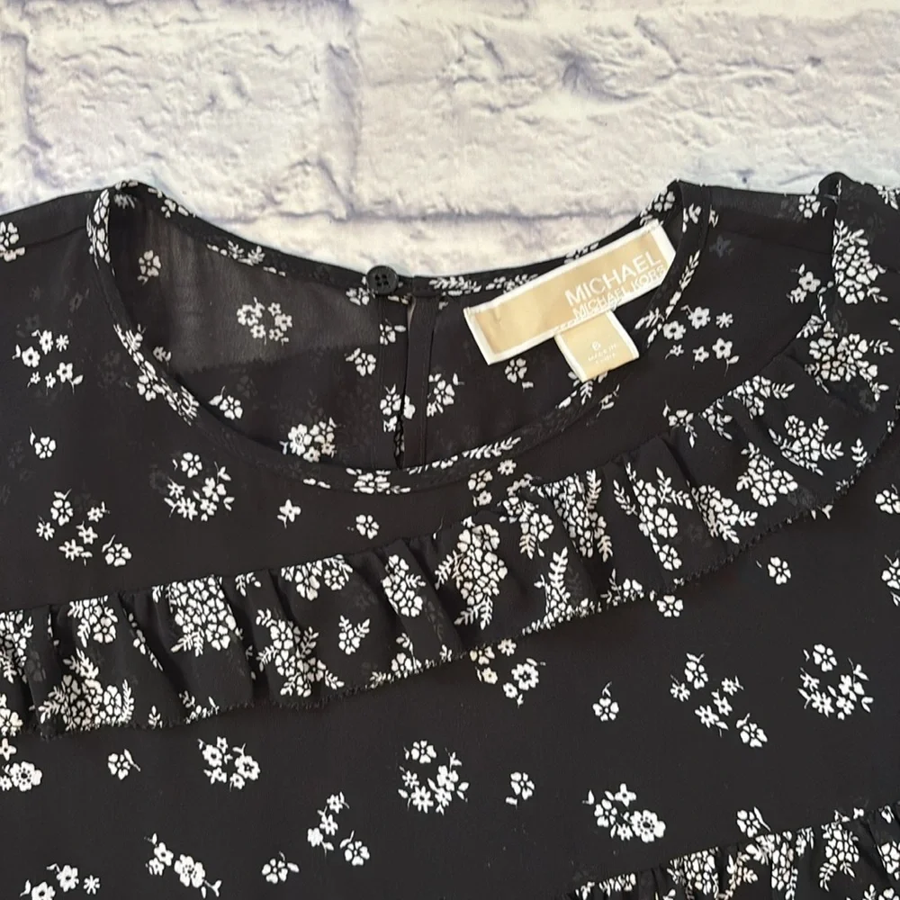 Michael Kors Floral Tiered Ruffle Dress Short Sleeve Black and White Size 6